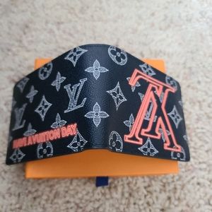 Louis Vuitton upside down monogram wallet